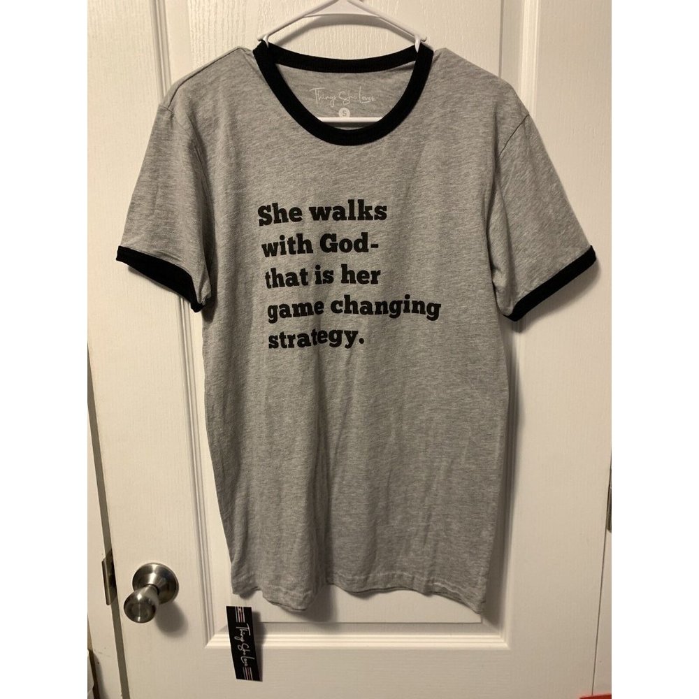 Things She Loves She Walks With God Tee Size Small Grey C34